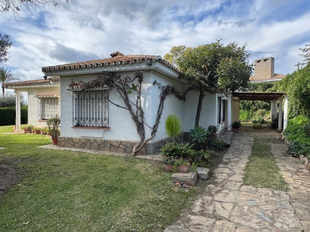 Villa avec 3 Chambres  à Estepona