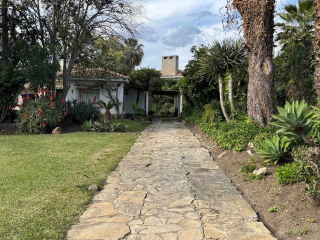 Villa avec 3 Chambres  à Estepona