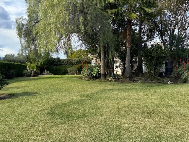 Villa avec 3 Chambres  à Estepona