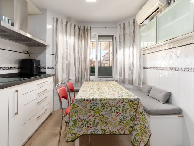 4 Makuuhuoneen Rivitalo Sierrezuela