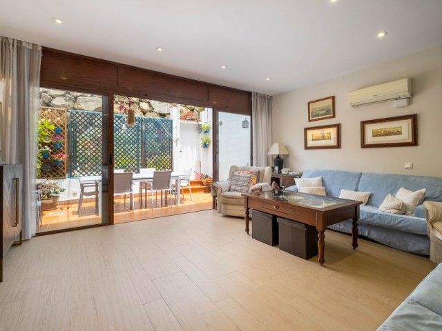 4 Schlafzimmer Reihenhaus in Sierrezuela