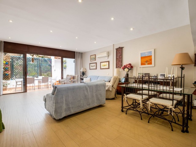 4 Schlafzimmer Reihenhaus in Sierrezuela