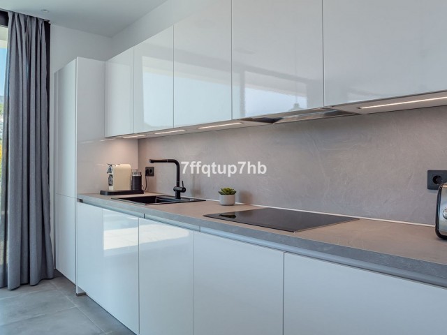 Villa con 3 Dormitorios  en Estepona