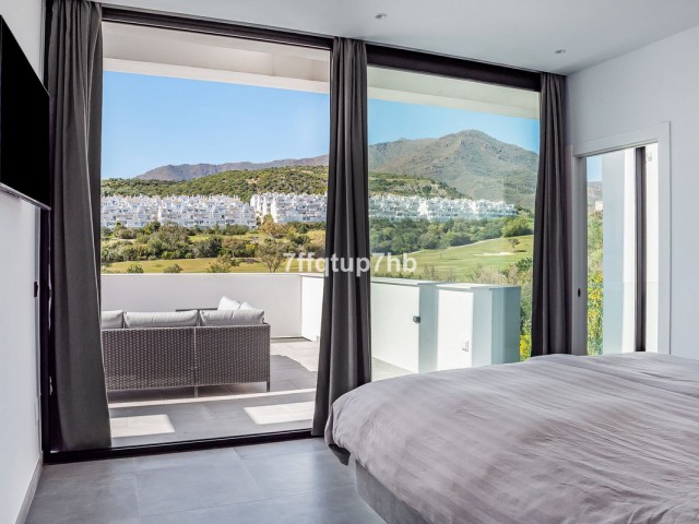 Villa con 3 Dormitorios  en Estepona