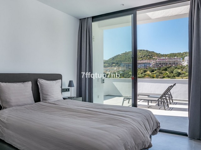 Villa con 3 Dormitorios  en Estepona