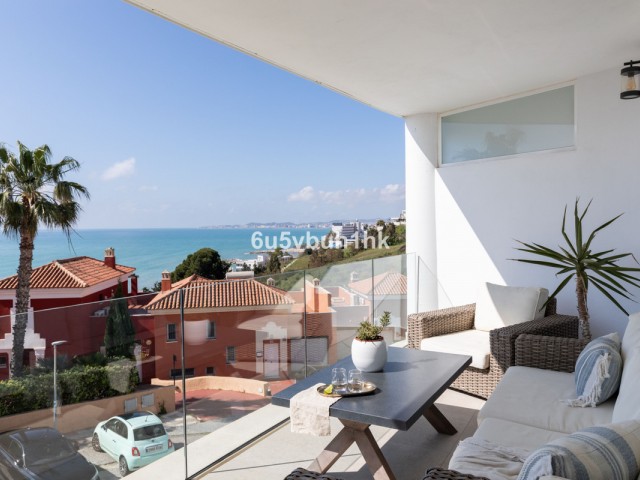 3 Bedrooms Apartment in Torrequebrada