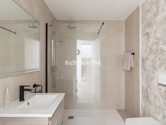 3 Bedrooms Apartment in Torrequebrada