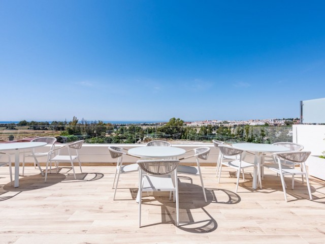 3 Bedrooms Apartment in Nueva Andalucía