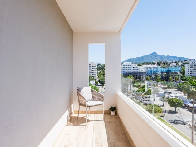 3 Bedrooms Apartment in Nueva Andalucía