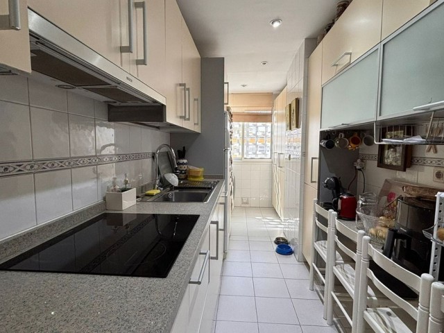 Appartement avec 4 Chambres  à Marbella