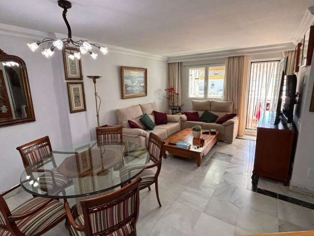Appartement avec 4 Chambres  à Marbella