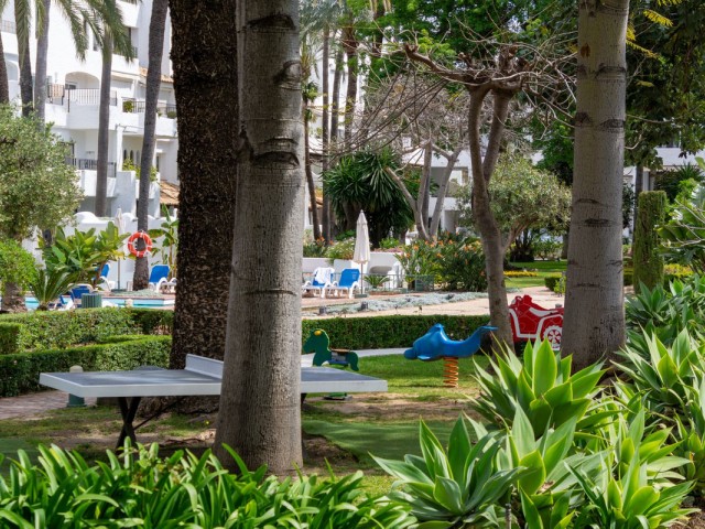 4 Bedrooms Apartment in Puerto Banús