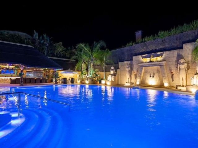 7 Sovrums Villa i Sotogrande Alto