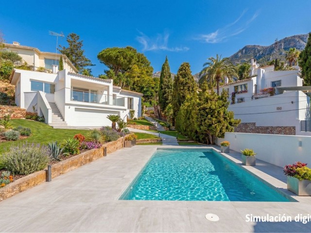 3 Bedrooms Villa in Benalmadena