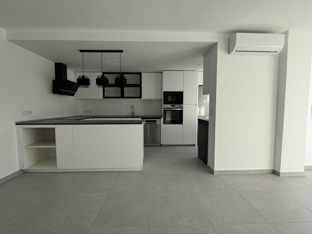 3 Sovrums Lägenhet i Elviria