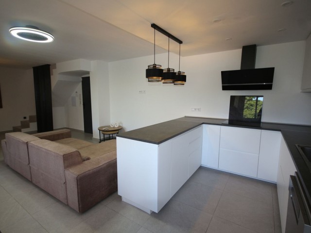 3 Schlafzimmer Apartment in Elviria