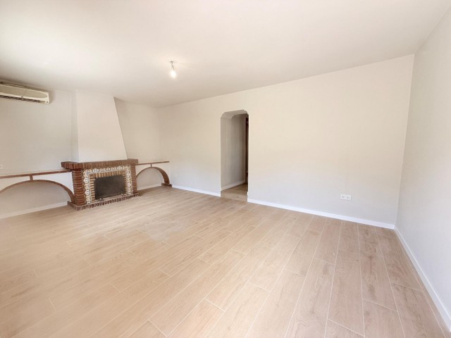 Villa avec 3 Chambres  à Coín