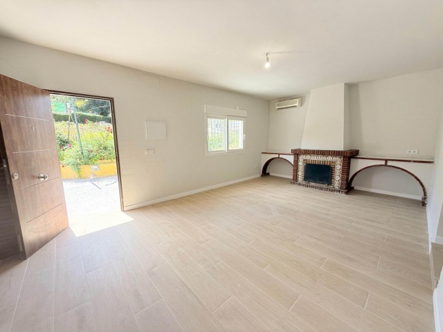 Villa avec 3 Chambres  à Coín