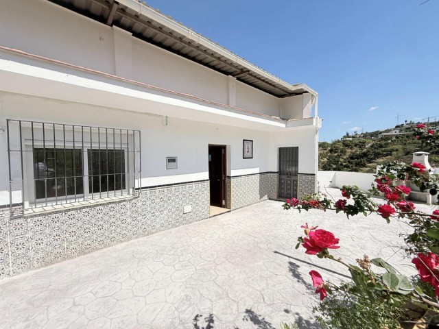 Villa avec 3 Chambres  à Coín