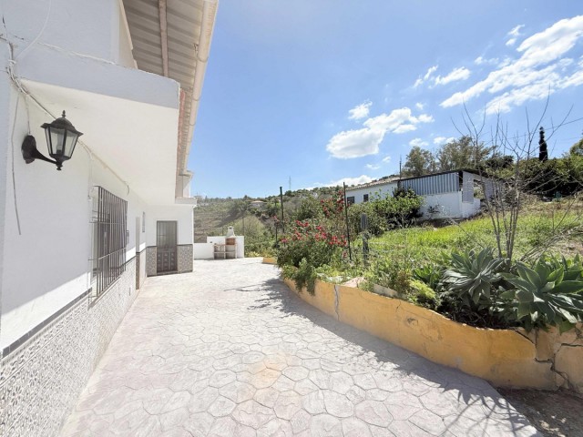 Villa avec 3 Chambres  à Coín