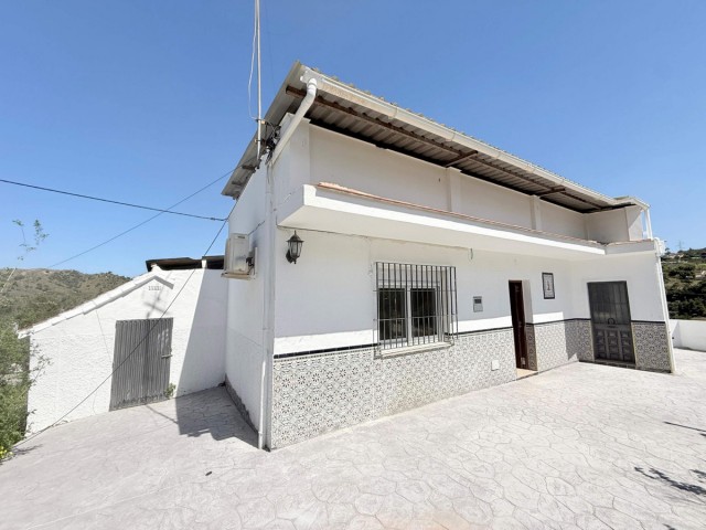 Villa avec 3 Chambres  à Coín