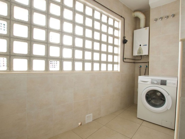 3 Bedrooms Apartment in Nueva Andalucía