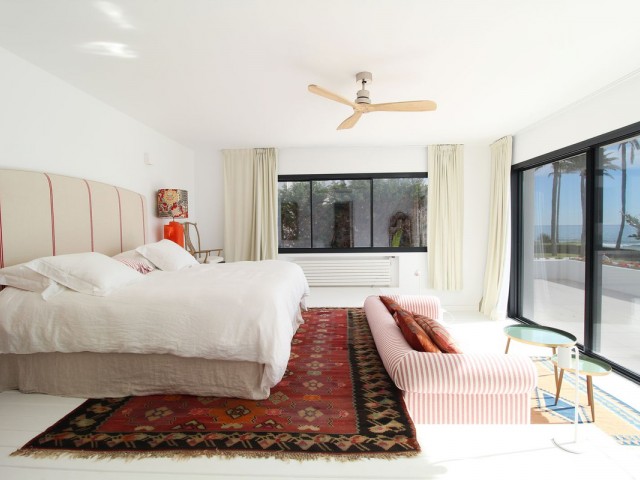 Villa avec 7 Chambres  à Guadalmina Baja