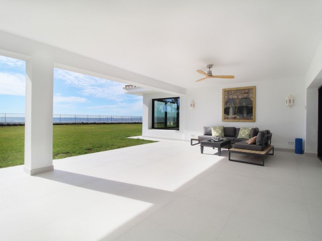 Villa avec 7 Chambres  à Guadalmina Baja