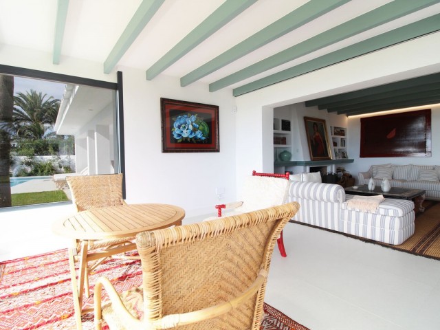 Villa avec 7 Chambres  à Guadalmina Baja