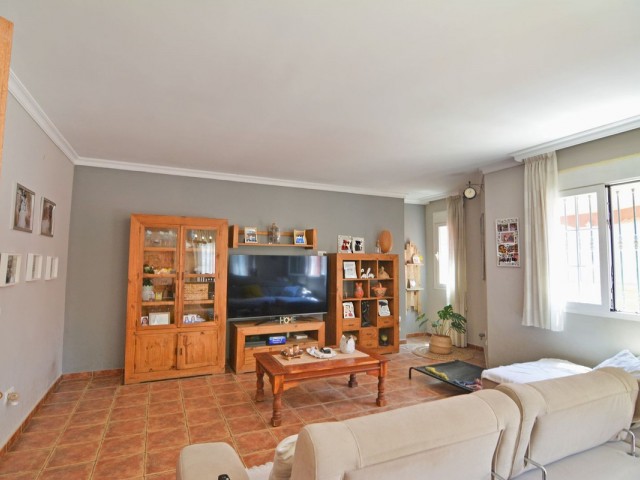 6 Bedrooms Villa in Mijas Costa