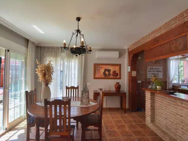 6 Bedrooms Villa in Mijas Costa