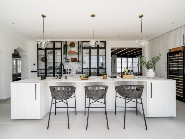 4 Makuuhuoneen Huvila El Madroñal