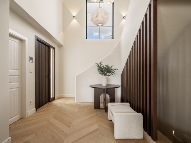 5 Schlafzimmer Villa in Nueva Andalucía