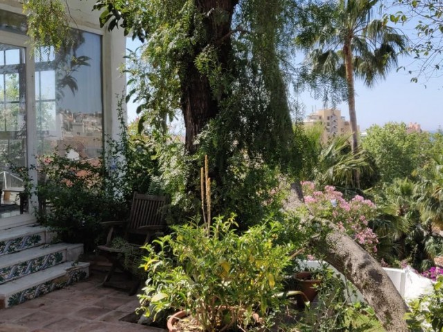 Huvila, Torremolinos