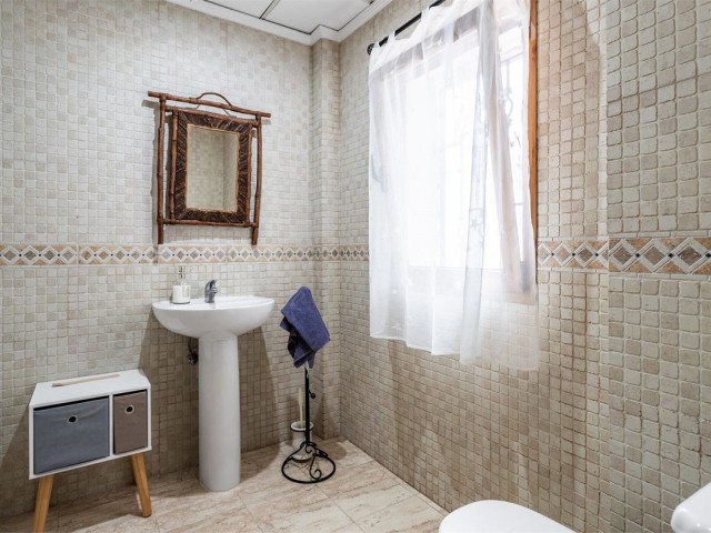 6 Bedrooms Villa in Benalmadena Costa