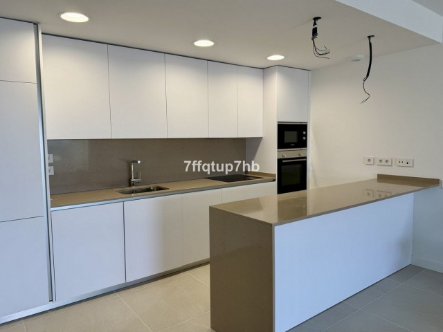 2 Bedrooms Apartment in Estepona