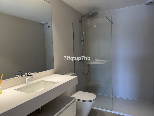 2 Bedrooms Apartment in Estepona