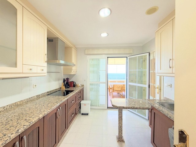 3 Bedrooms Apartment in La Duquesa