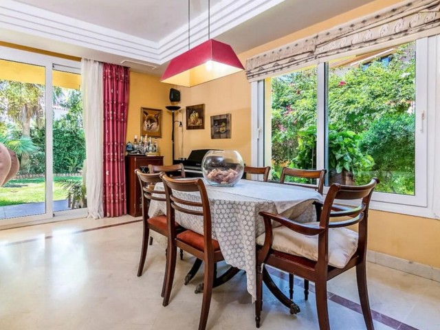 4 Makuuhuoneen Huvila Riviera del Sol