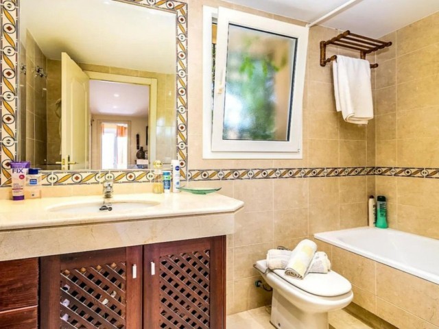 4 Makuuhuoneen Huvila Riviera del Sol