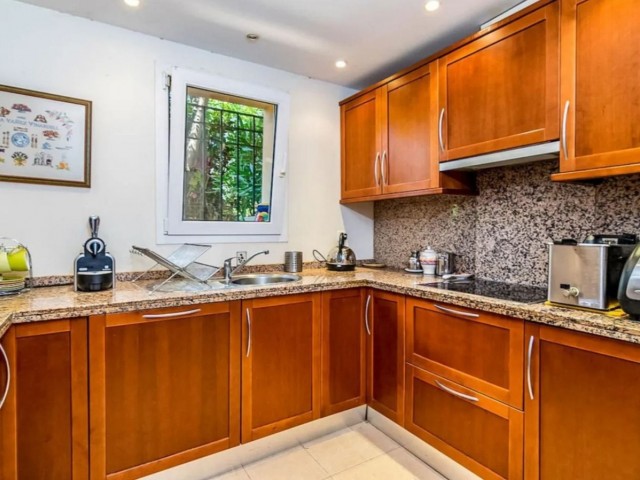 4 Makuuhuoneen Huvila Riviera del Sol