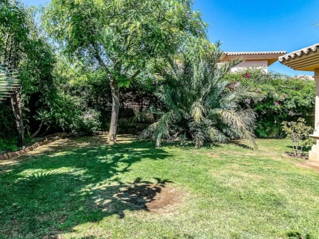 Villa avec 4 Chambres  à Riviera del Sol