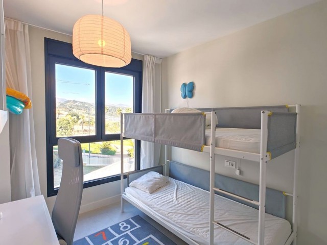 4 Bedrooms Apartment in Estepona