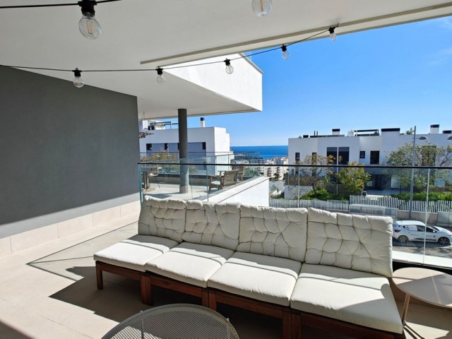 4 Bedrooms Apartment in Estepona