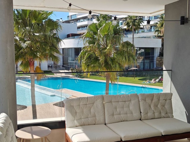 4 Bedrooms Apartment in Estepona