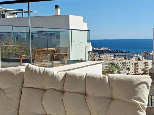 4 Bedrooms Apartment in Estepona