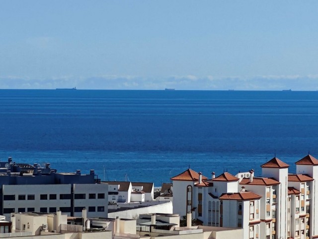 4 Bedrooms Apartment in Estepona