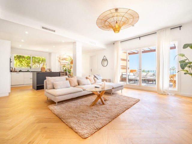 Penthouse, Nueva Andalucia