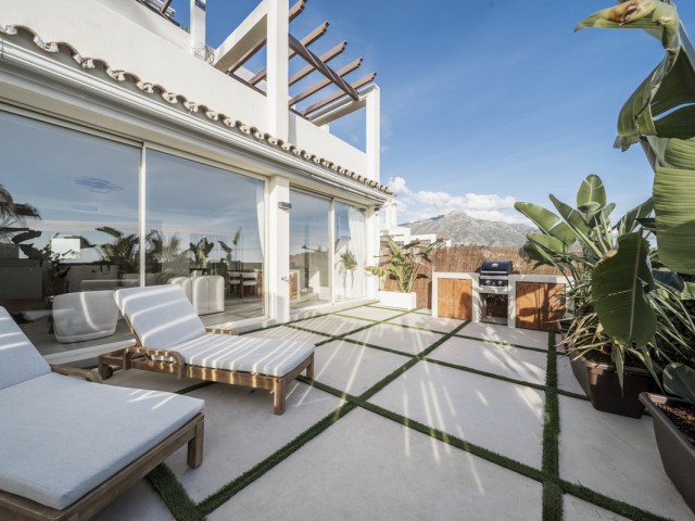 Apartment Nueva Andalucía - R5352826