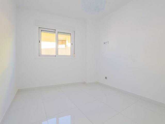 Appartement avec 3 Chambres  à Marbella